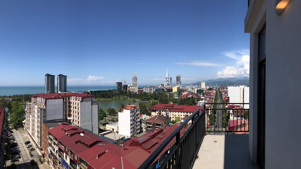 Apartments At Like House Batumi Bagian luar foto