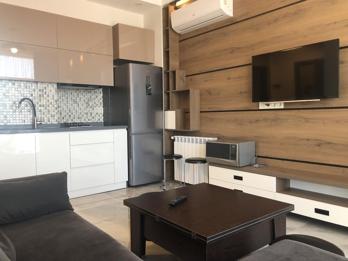 Apartments At Like House Batumi Bagian luar foto